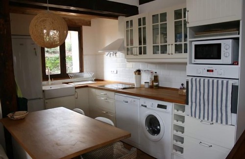 Vallejo de Sotoscueva Cottage | Guareña rural house, for 4 people (full rental)