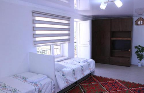Bokonbayevo House | Guest House Akbermet