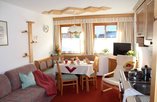 Dorfgastein House | Guest house ALPINA- flower meadow