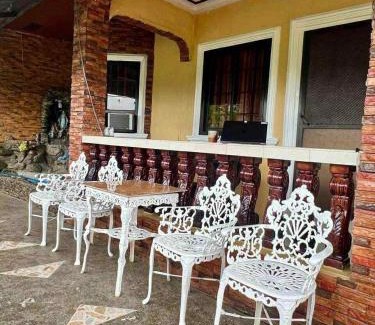 Tayabas City Apartment | GUEST HOUSE at Tayabas Quezon!