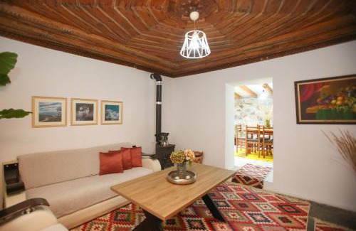 Jala Ski Chalet | Guest House Bashaj Village