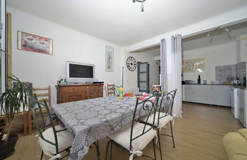 Auzat Bed & Breakfast | Guest House 'Chambre Verte' with Mountain View and Wi-Fi
