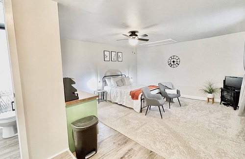 Maurertown Apartment | Guest House - Easy access to the interstate - minuets
