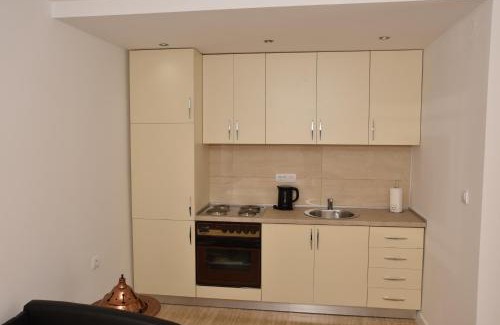 Ulcinj House | Guest House Evropa
