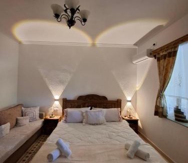 Gjirokaster House | Guest House Luna