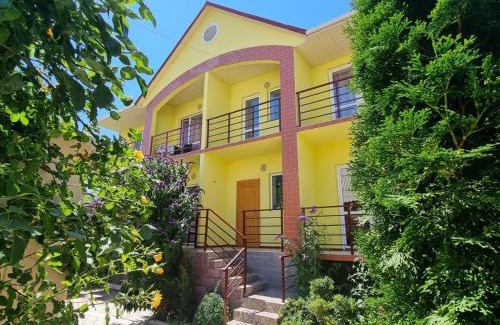 Bosteri House | Guest House Moryachka