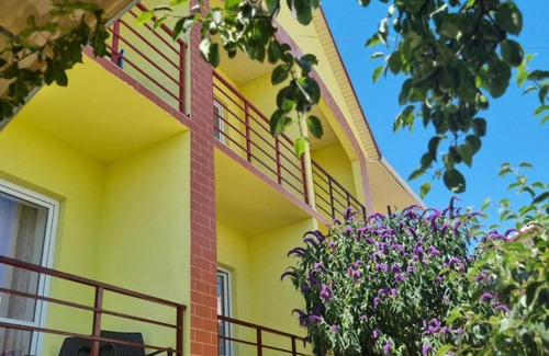 Bosteri House | Guest House Moryachka