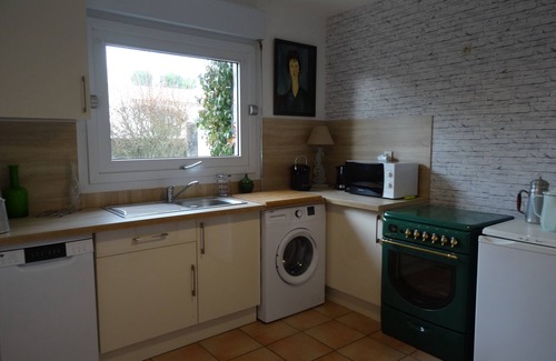 Puilboreau House | Guest house near downtown La Rochelle with heated pool