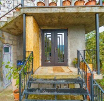 Khulo House | Guest House Sunrise