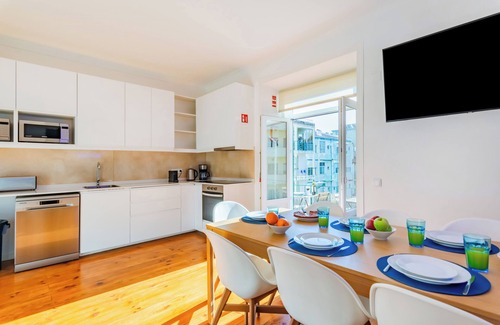 Sao Sebastiao da Pedreira House | Guest Inn 1 Boutique House