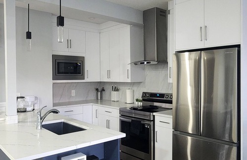 Calgary House | Guest suite in Northwest Calgary