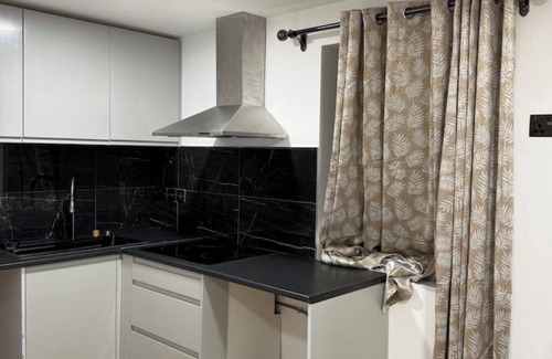 Waterlooville Apartment | Guest Suite in Waterlooville