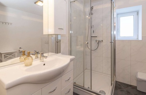 Bartholomaeberg Apartment | Guestehaus Sahin apartment 3