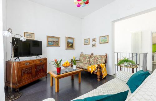 Pisa Apartment | GuestHost - Station Oasis with Parking and Garden
