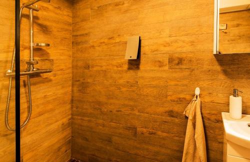 Eyrarbakki House | Guesthouse 77