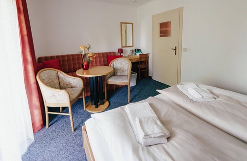 Velden am Worther See Apartment | Guesthouse Frank Room 304 - Guesthouse Frank