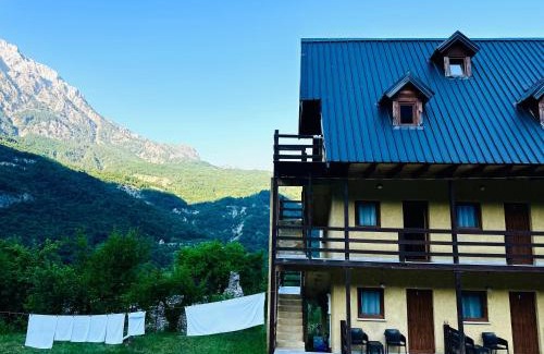 Shale House | Guesthouse Gjoni Theth