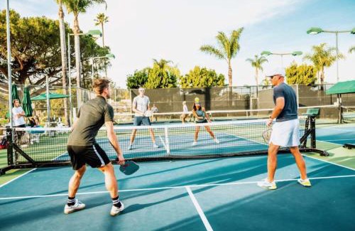 Rancho Santa Fe Resort | Guesthouse, Hotel at La Valle