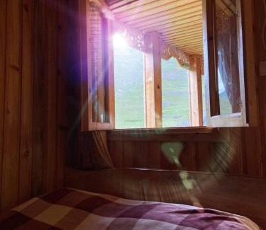 Dartlo House | Guesthouse Kvavlo