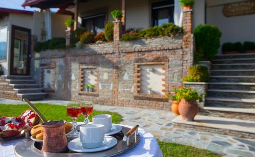 Loutraki House | Guesthouse Liogerma