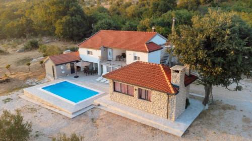 Zavala Villa | Guesthouse Papac