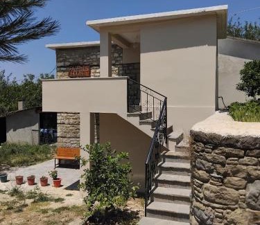 Berat House | Guesthouse Parents House