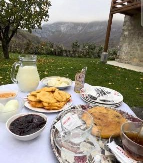 Curraj I Eperm House | Guesthouse Prebibaj
