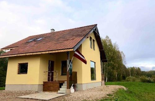 Plavniekkalns House | Guesthouse Sidrabozoli