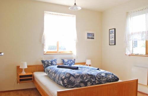 Hvolsvollur House | Guesthouse Vestri-Gardsauki