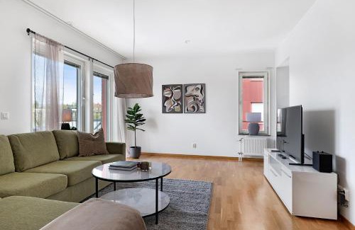 Pitea Apartment | Guestly Homes - 3BR Modern Apartment