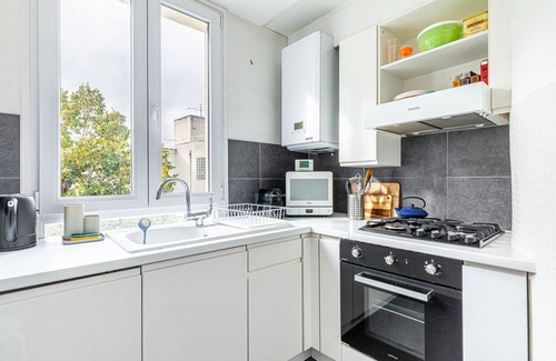 15th Arrondissement Apartment | GuestReady - Cosy stay near Square Saint-Lambert