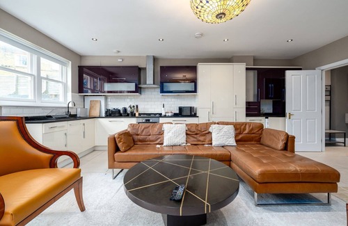 Town Apartment | GuestReady - Fulham oasis retreat with garden