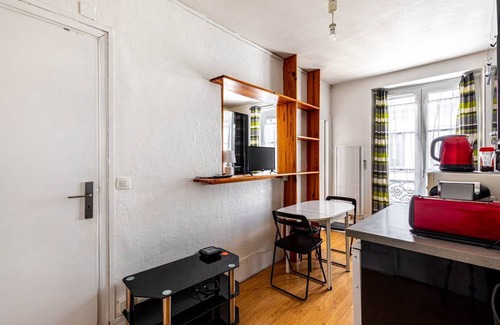 Quartier de la Folie-Mericourt Apartment | GuestReady - Parisian haven near attractions