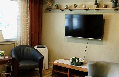 Amazon Apartment | Guests will enjoy easy access to everything from this centrally located place!