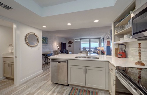 Port Aransas Condo | Gulf view! Private beach access. A quick walk to the beach!