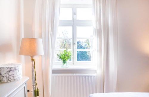 Lubtheen Hotel | Gutshaus Volzrade Hotel & Ferienwohnungen in Elbnähe