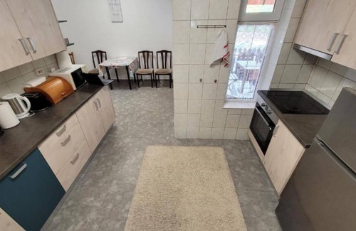 Vonyarcvashegy Apartment | Gyöngyike Apartmanház Vonyarcvashegy - Two-Bedroom Apartment 1