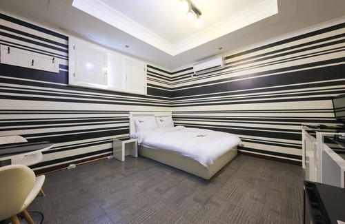 Kwangsu Hotel | Gyeryong Stars Self Check-in Motel