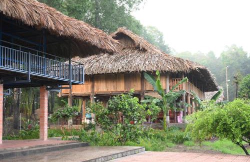 Chau Duc Other | Háo Hức Village, Suoi Rao