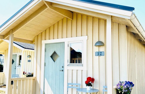 Hallevik Cabin | Hälleviks Strandstugor