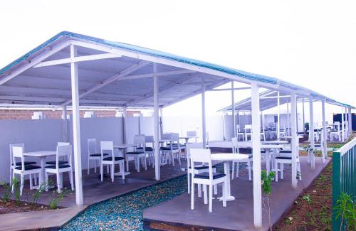 Littoral Department Hotel | Hôtel Amazone