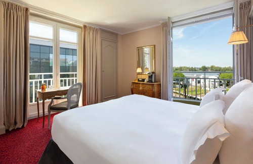 Enghien-les-Bains Hotel | Hôtel Barrière Le Grand Hôtel