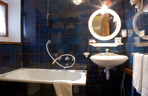 Dolonne Hotel | Hôtel Dolonne
