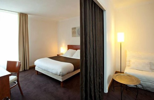 Entraygues-sur-Truyere Hotel | Hôtel La Rivière