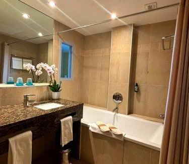 Yvoire Hotel | Hôtel La Riviera Victoria