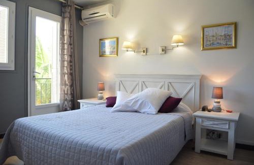 L'Ile-Rousse Hotel | Hôtel le Grillon