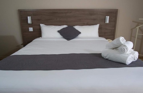 Foix Hotel | Hôtel Pyrène