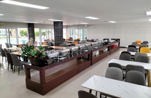 Bang Sao Thong Hotel | H2DO Hotel
