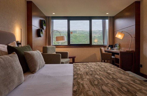Unhais da Serra Hotel | H2otel Congress & Medical Spa