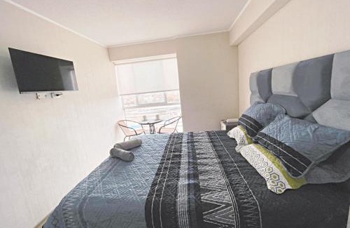 Tejada Alta House | Habitación privada con baño privado y smart TV